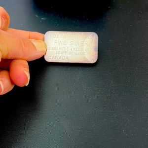 Silver Bar- Canadian 1 oz.  999